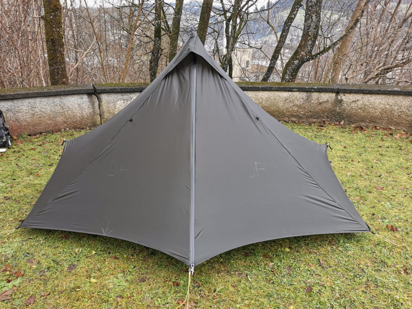 Final tent front